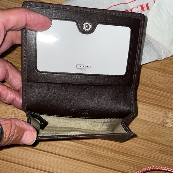 Coach Brown Leather Business Card Wallet NWOT - Picture 6 of 8
